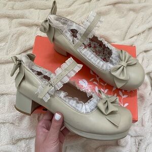 Caradise Mid Chunky Heel Mary Jane Platform Pumps WITH BOX Sz 10